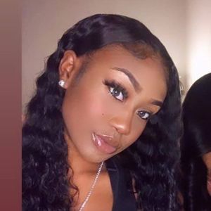 Meet your Posher, Caren